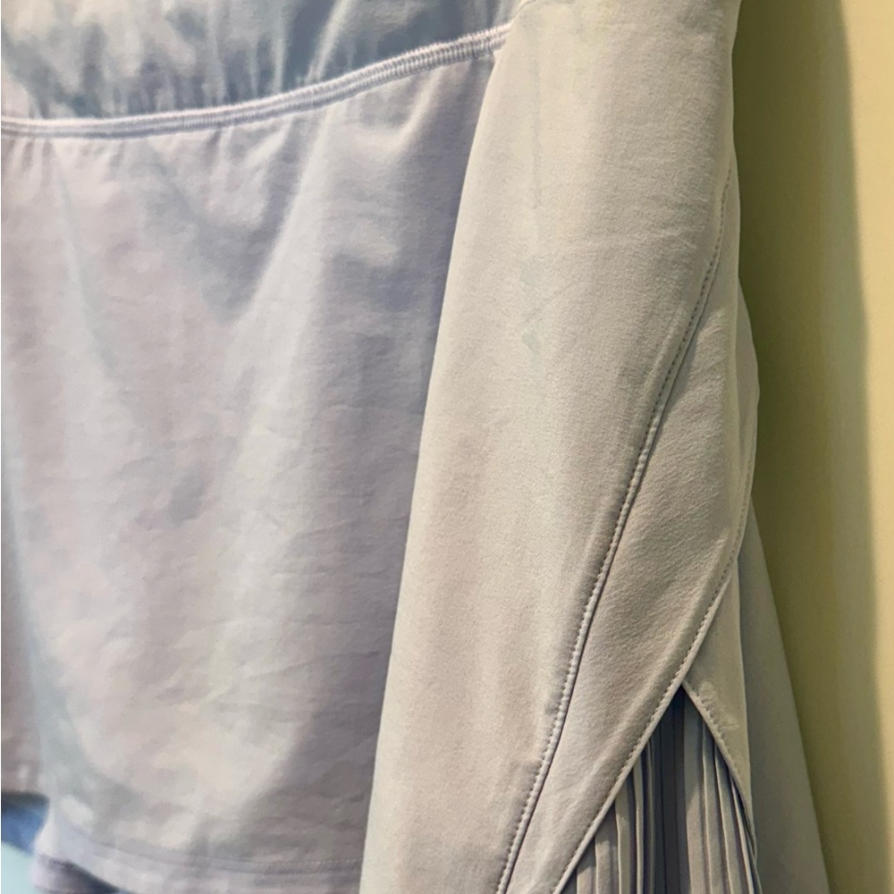 Lululemon Play Off The Pleats Tennis Skort Skirt/ light blue/size 6 - Picture 2 of 9